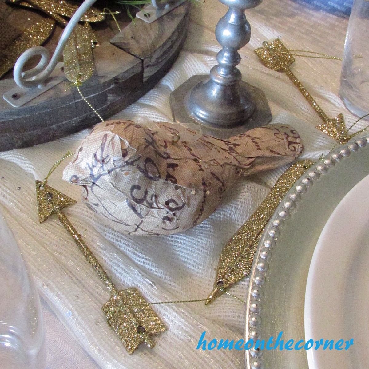 Dining Room Tablescape 2015 Natural Bird