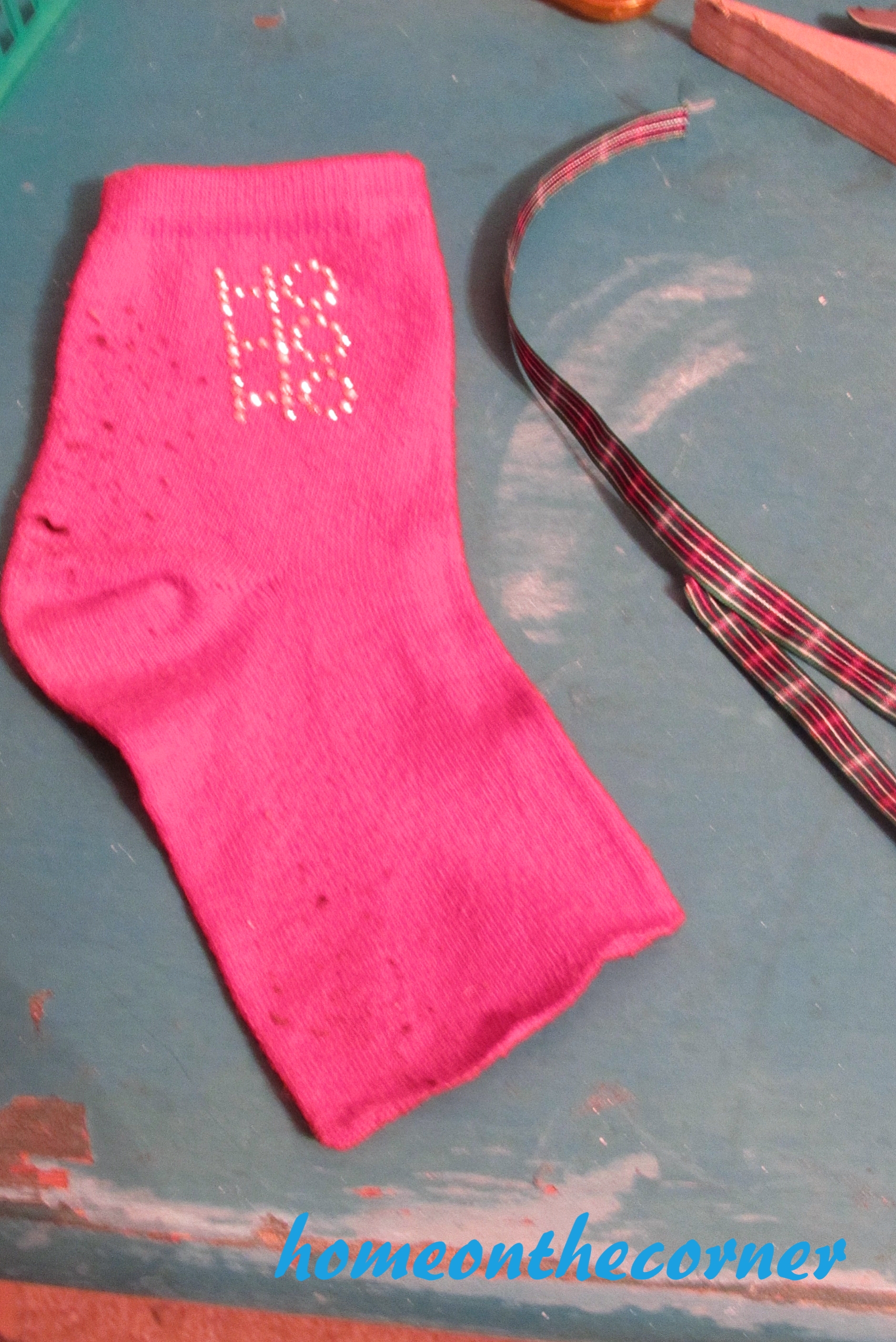 picket countdown snowman hat