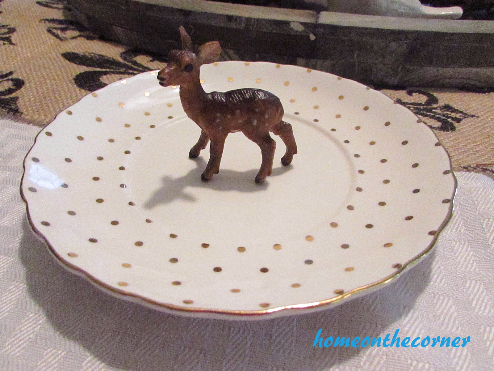 finds and fashion deer and plate