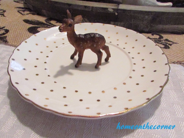 finds and fashion deer and plate