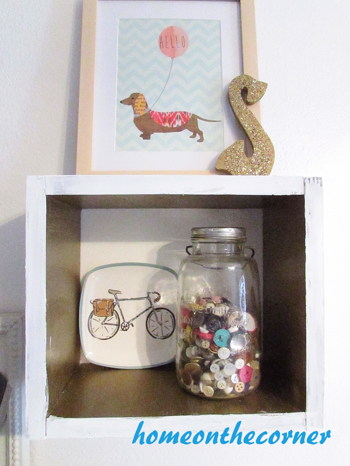 corner news craft display