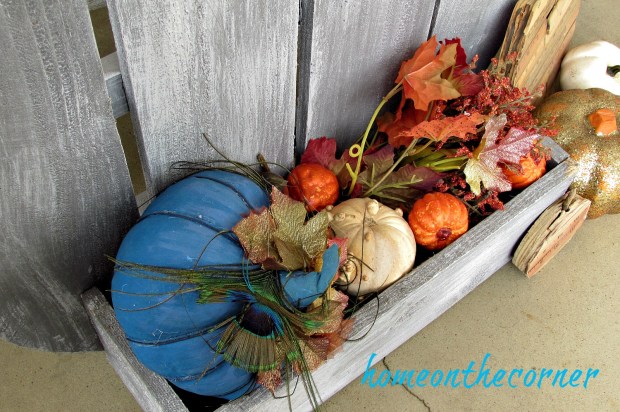 fall-front-porch-2016-pumpkin-box
