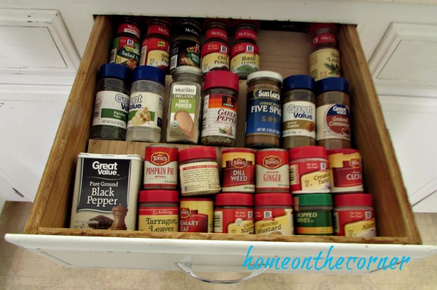 diy-spice-drawer-all-in-a-row