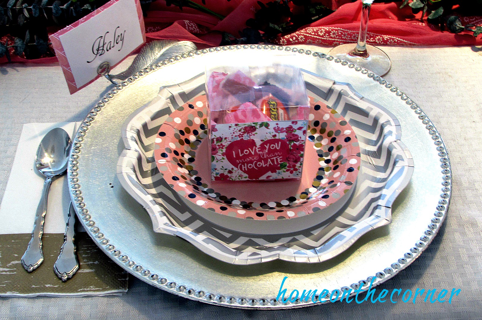 something-sweet-valentines-place-setting-oriental-trading