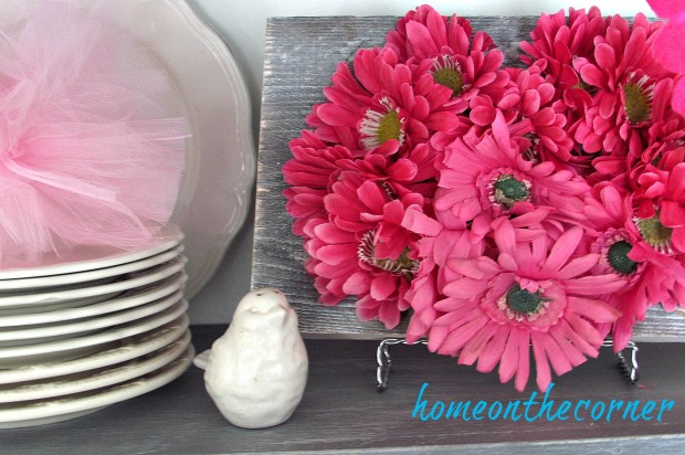 flower-valentine-pink-heart-plaque