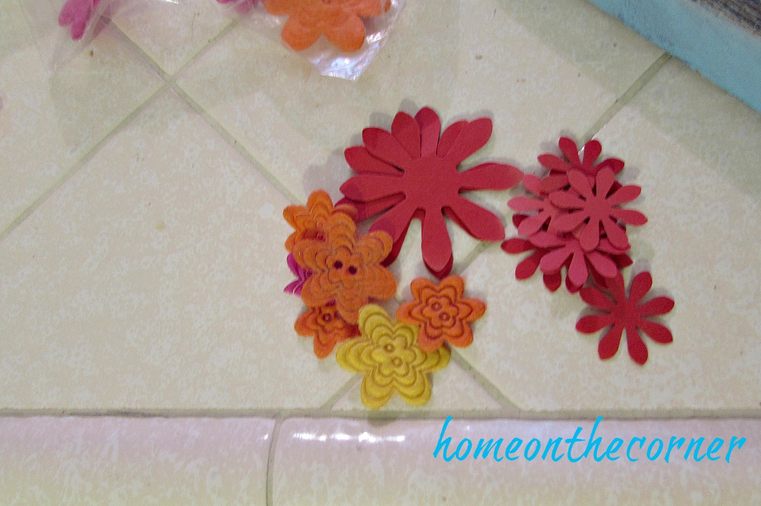 scrabble-letters-spring-sign-pink-yellow-orange-flowers