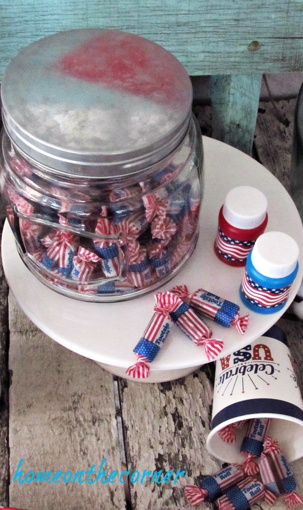 patriotic candy jar tootsie rolls