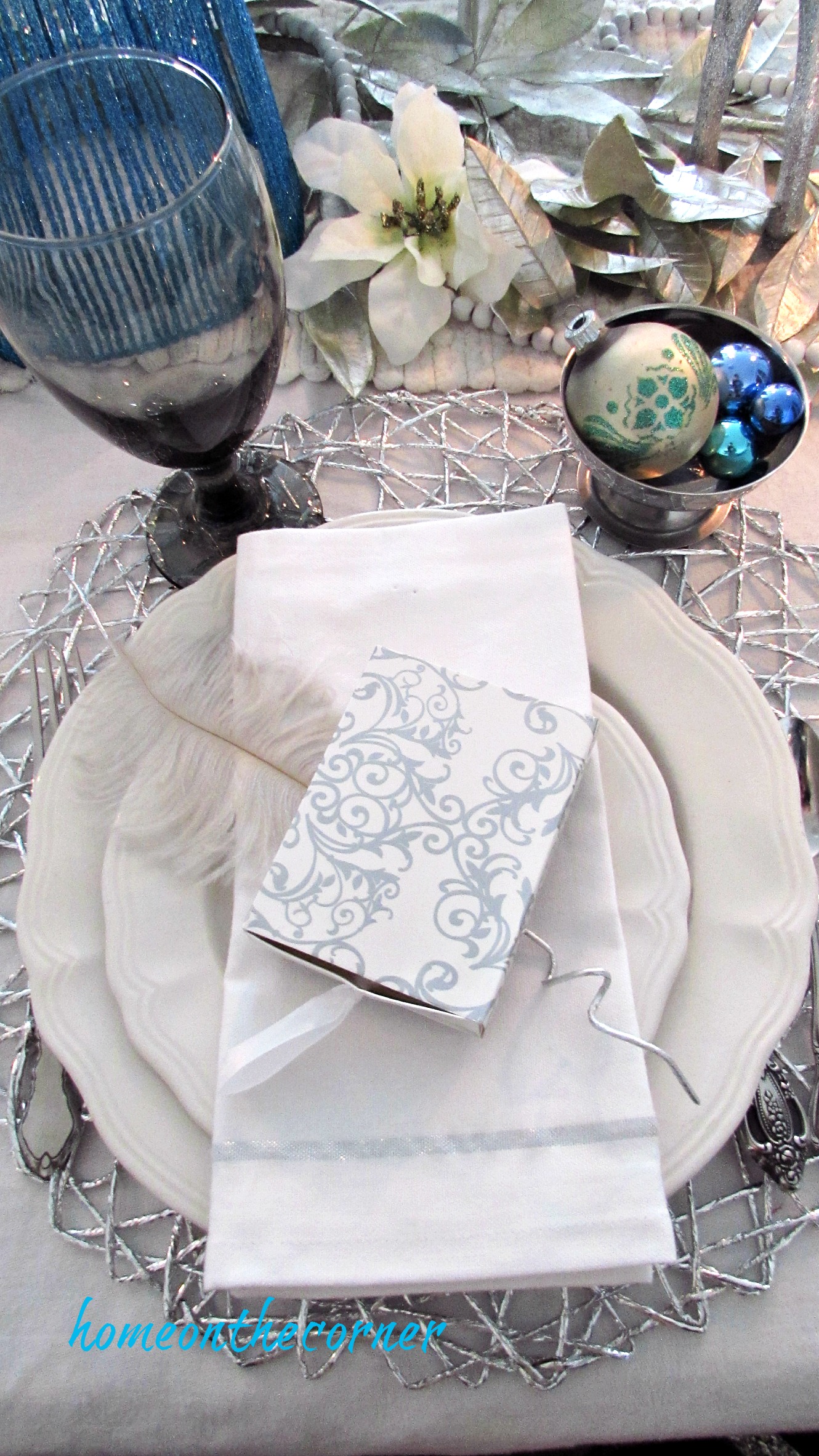 christmas 2017 dining room place setting