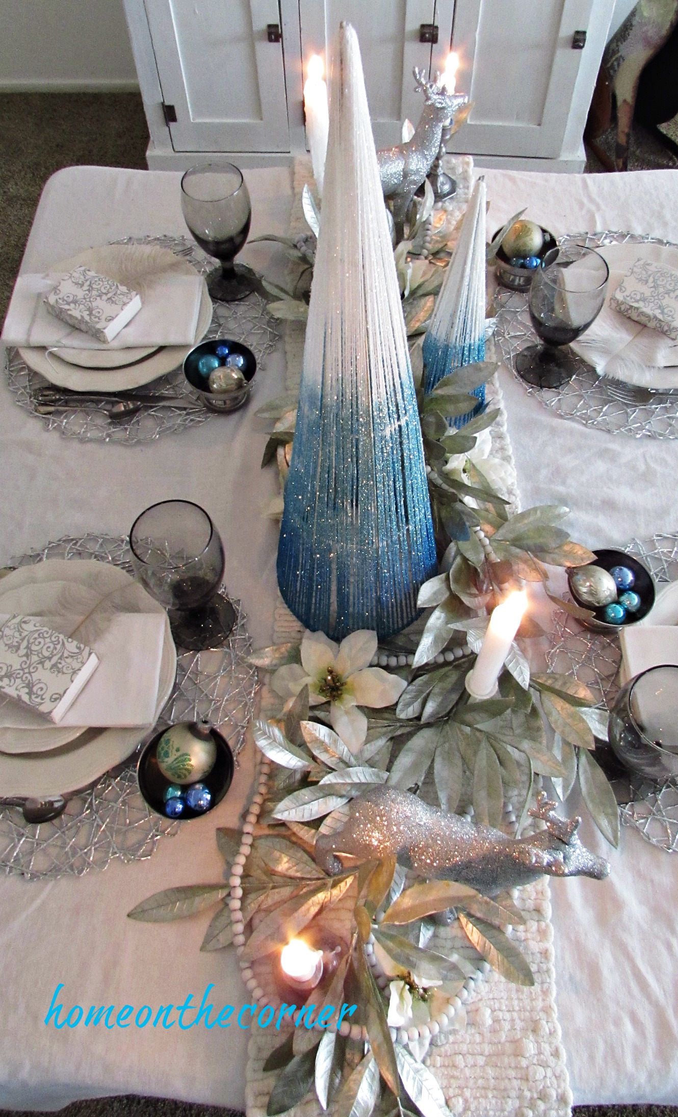 christmas 2017 dining room table centerpiece