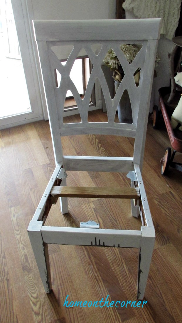 desk chair makeover primered