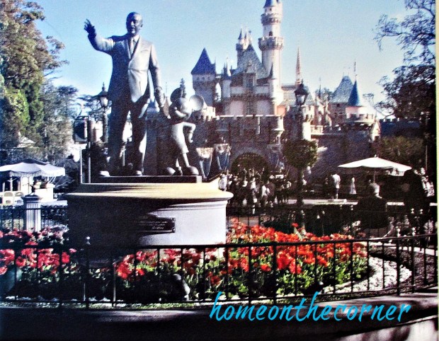 Guest room Makeover Walt Disney and Mickey Canvas