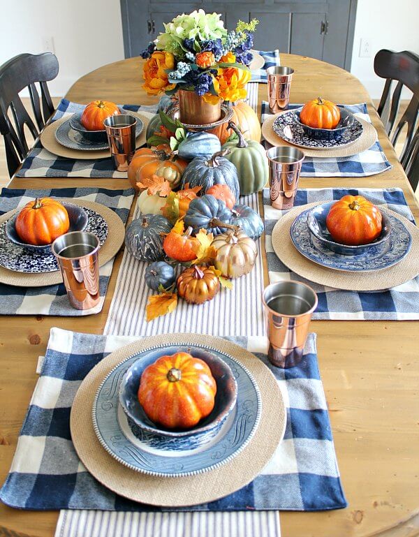 Copper-and-Navy-Fall-Farmhouse-Tablescape.jpg