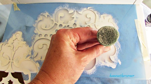 step stool makeover paint dauber