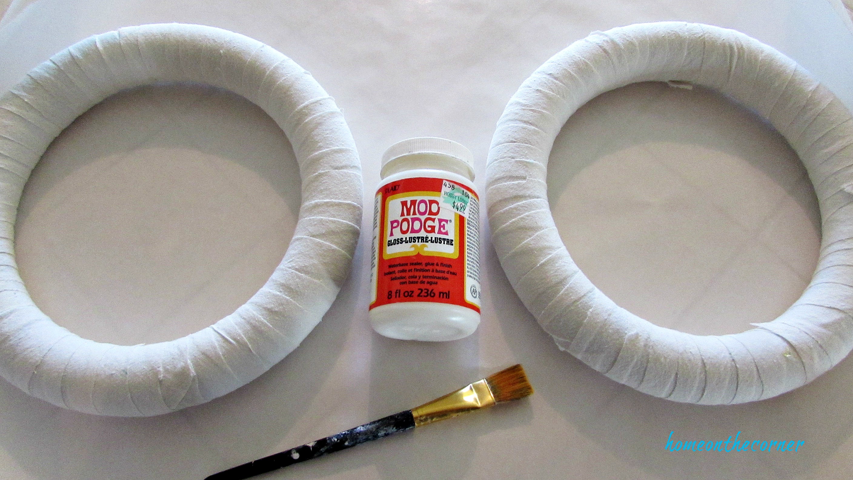 christmas wreath foam form mod podge