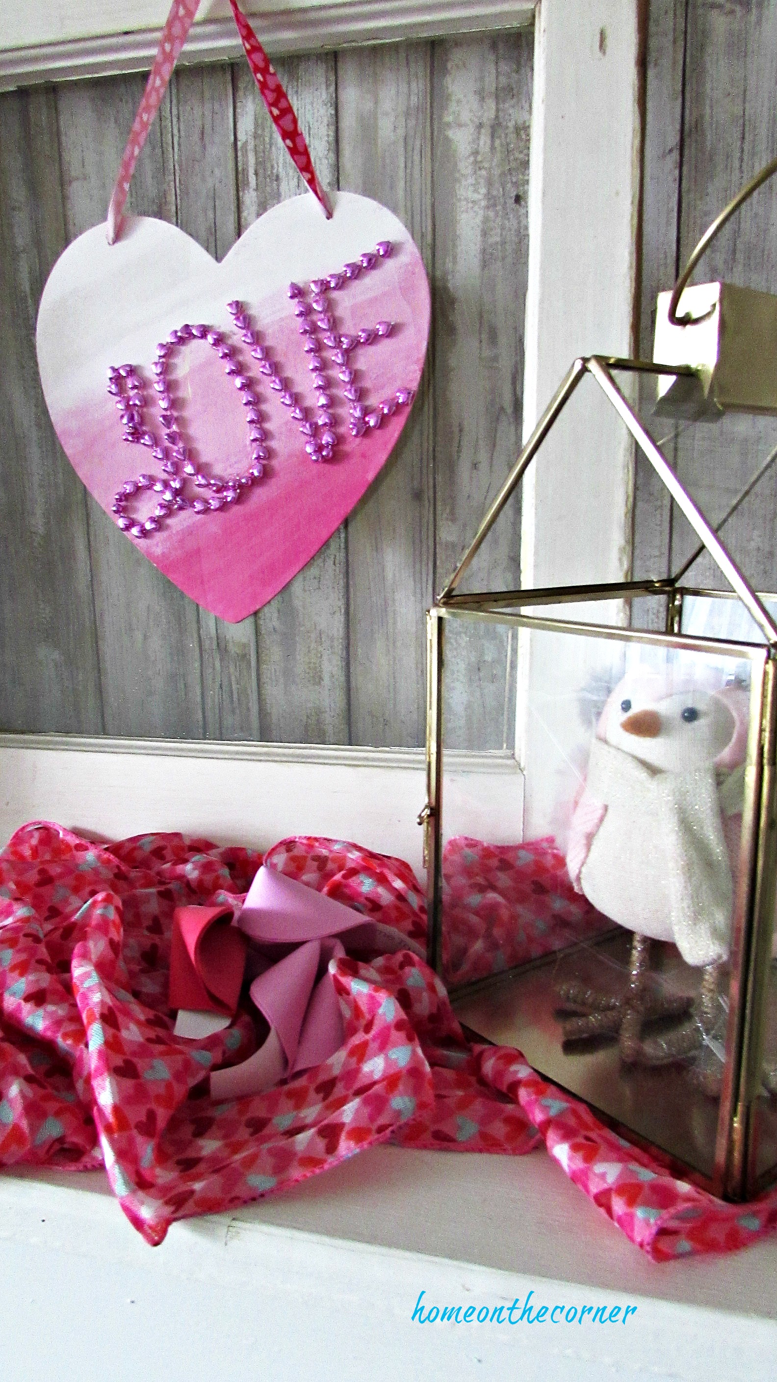 wooden heart pink mantel valentine