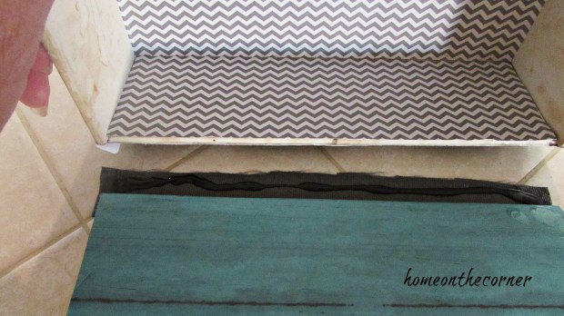 cigar box ribbon and glue